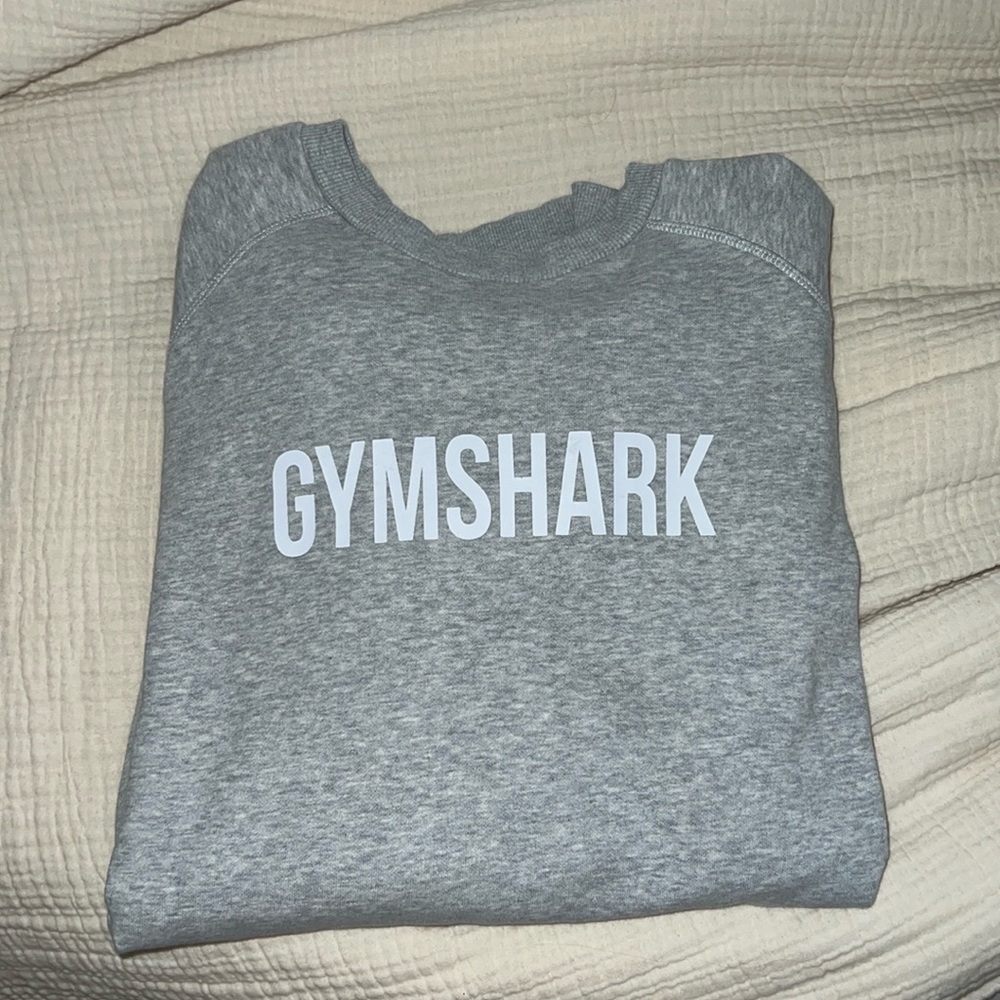SOLD ❌Gymshark crew neck